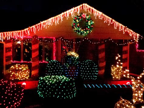 Shine Bright this Holiday Season with the Best Christmas Lights: A Guide to Choosing and Installing Festive Lighting